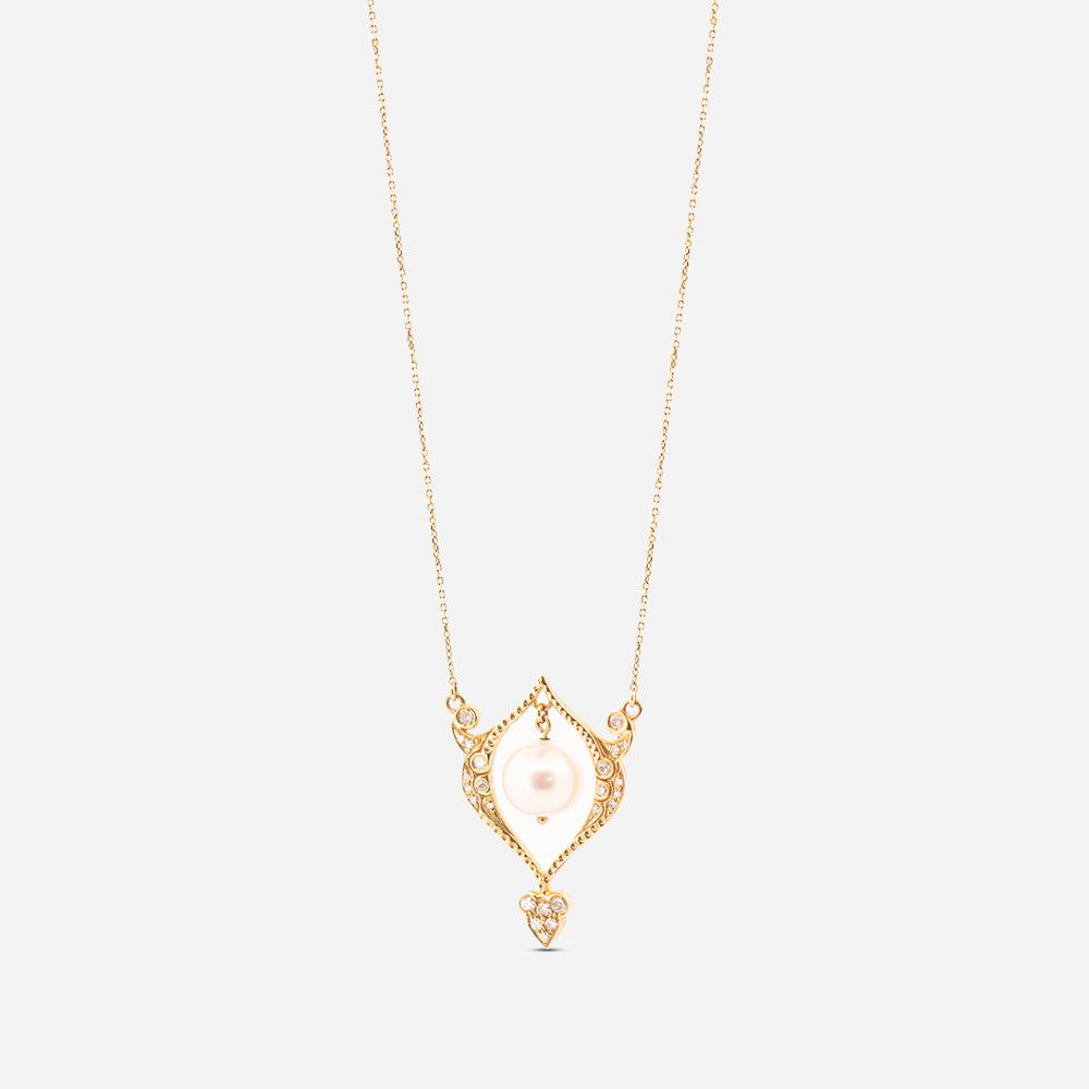 18K Gold Diamond Mysterious Pearl Eye Necklace